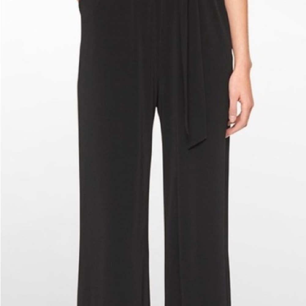 Calvin Klein Elegant Black & White Women's Sleeveless Jumpsuit Size 2